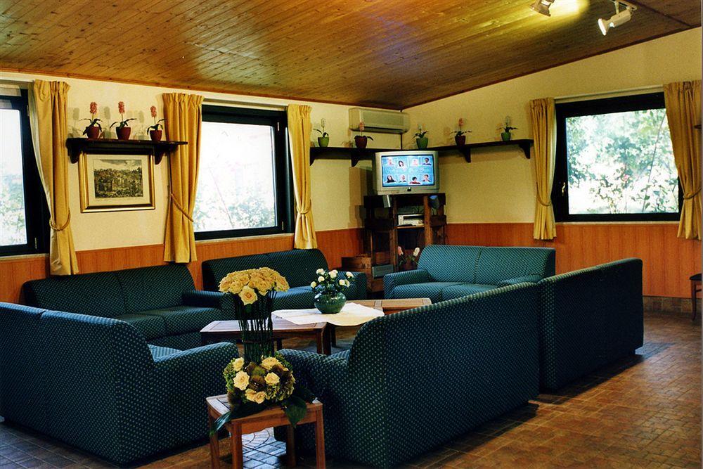 Complesso L'Oasi Hotel Aranova Bagian luar foto