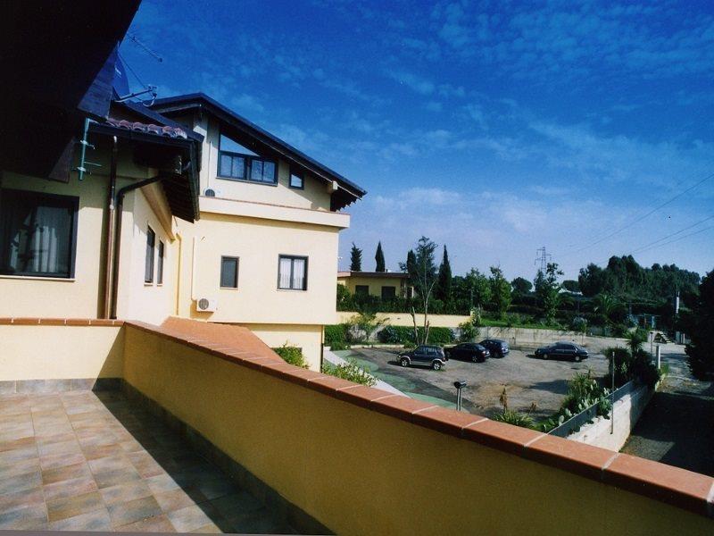 Complesso L'Oasi Hotel Aranova Bagian luar foto